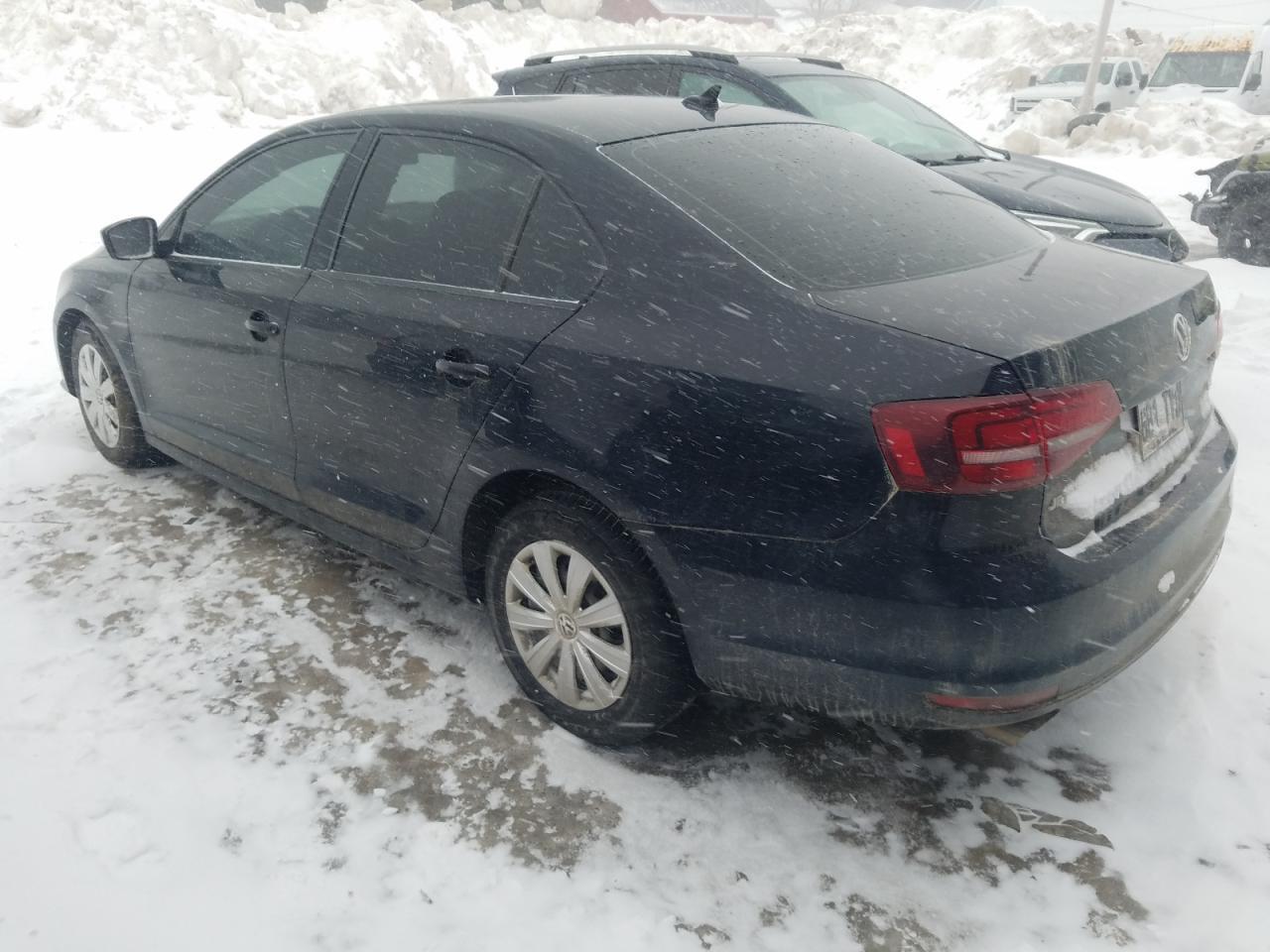 2017 VOLKSWAGEN JETTA S - Image 2