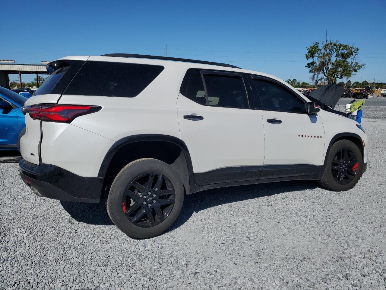 2023 CHEVROLET TRAVERSE P - Image 3