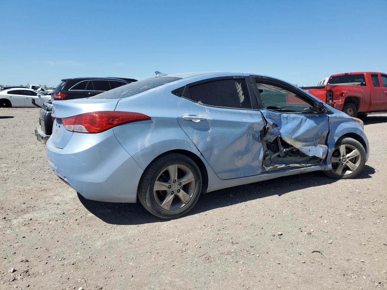 2013 HYUNDAI ELANTRA GL - Image 3