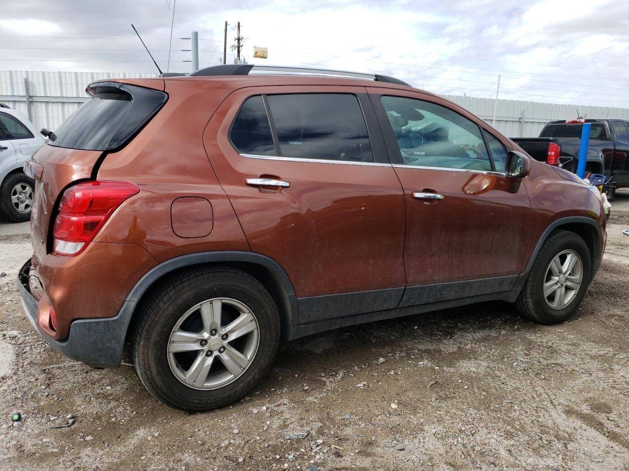 2019 CHEVROLET TRAX 1LT - Фото 3