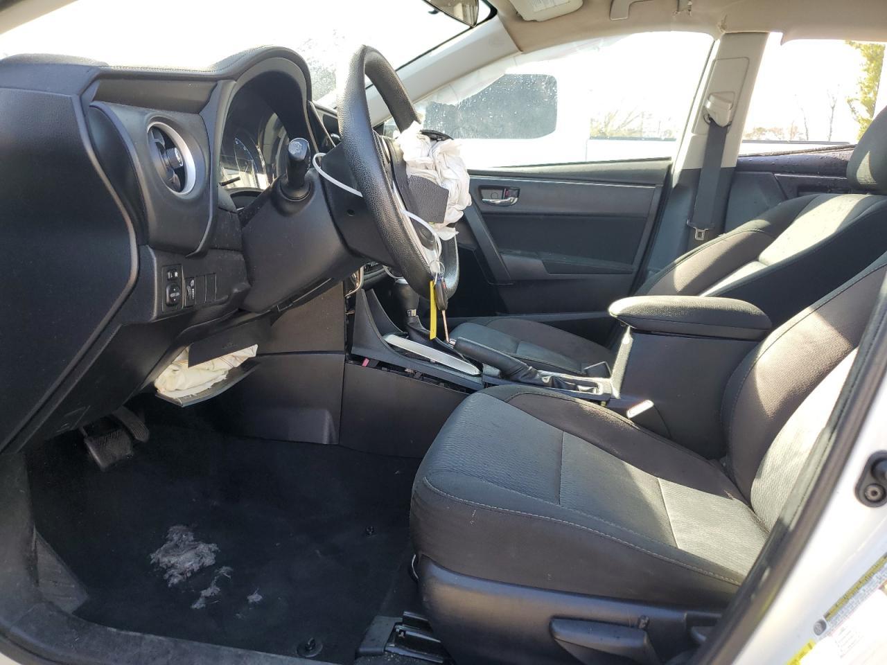 2018 TOYOTA COROLLA L - Image 7