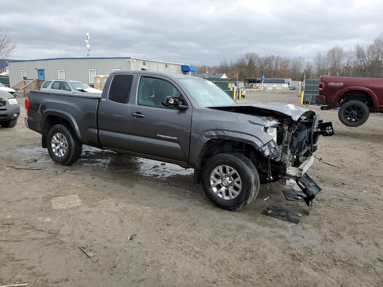 2017 TOYOTA TACOMA ACC - Фото 4