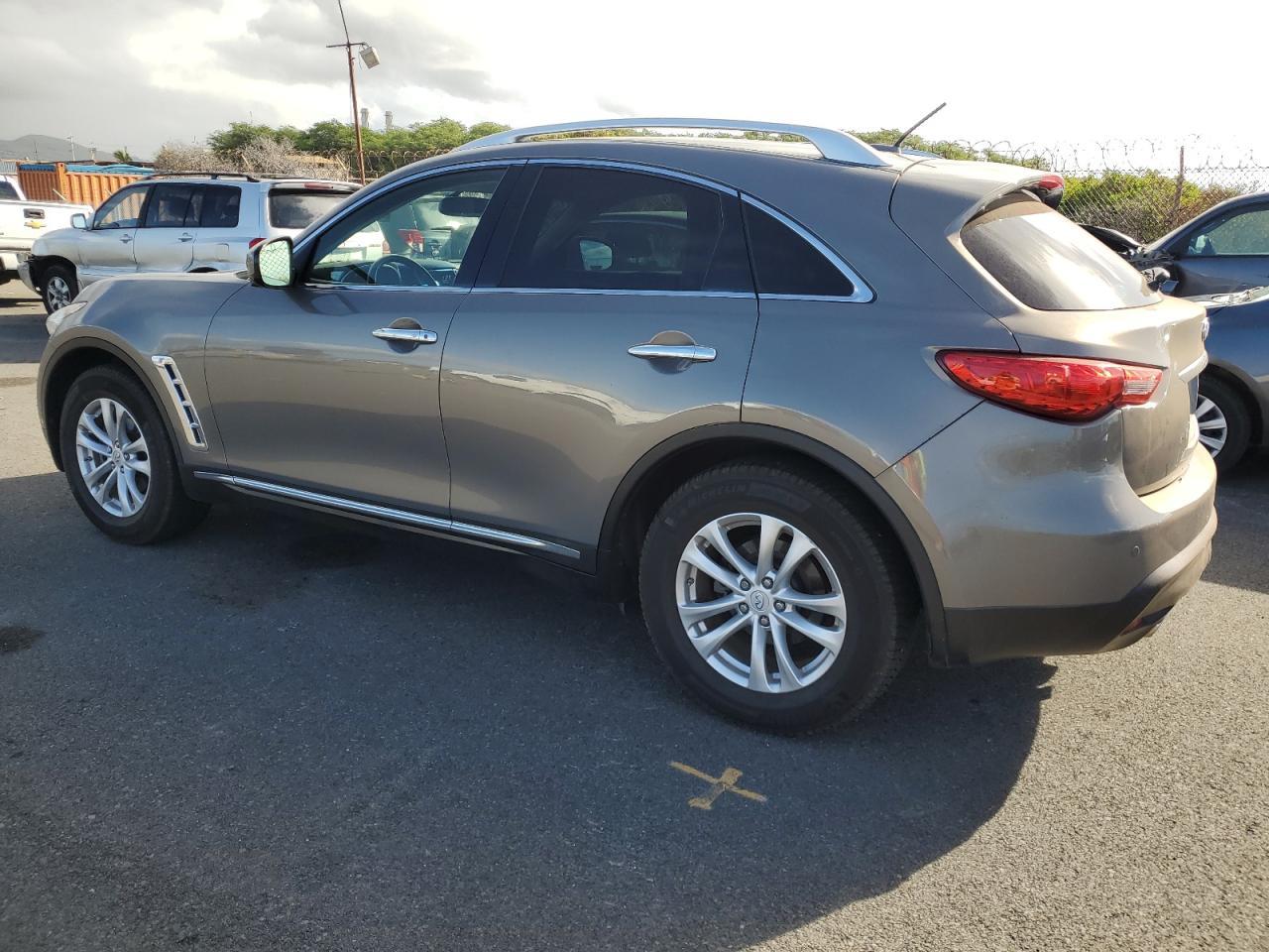 2013 INFINITI FX37 - Фото 2