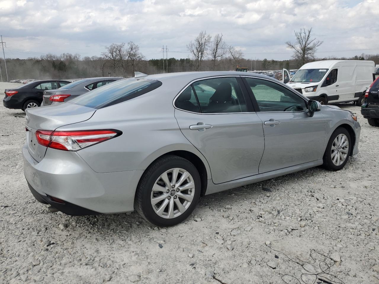 2019 TOYOTA CAMRY L - Image 3