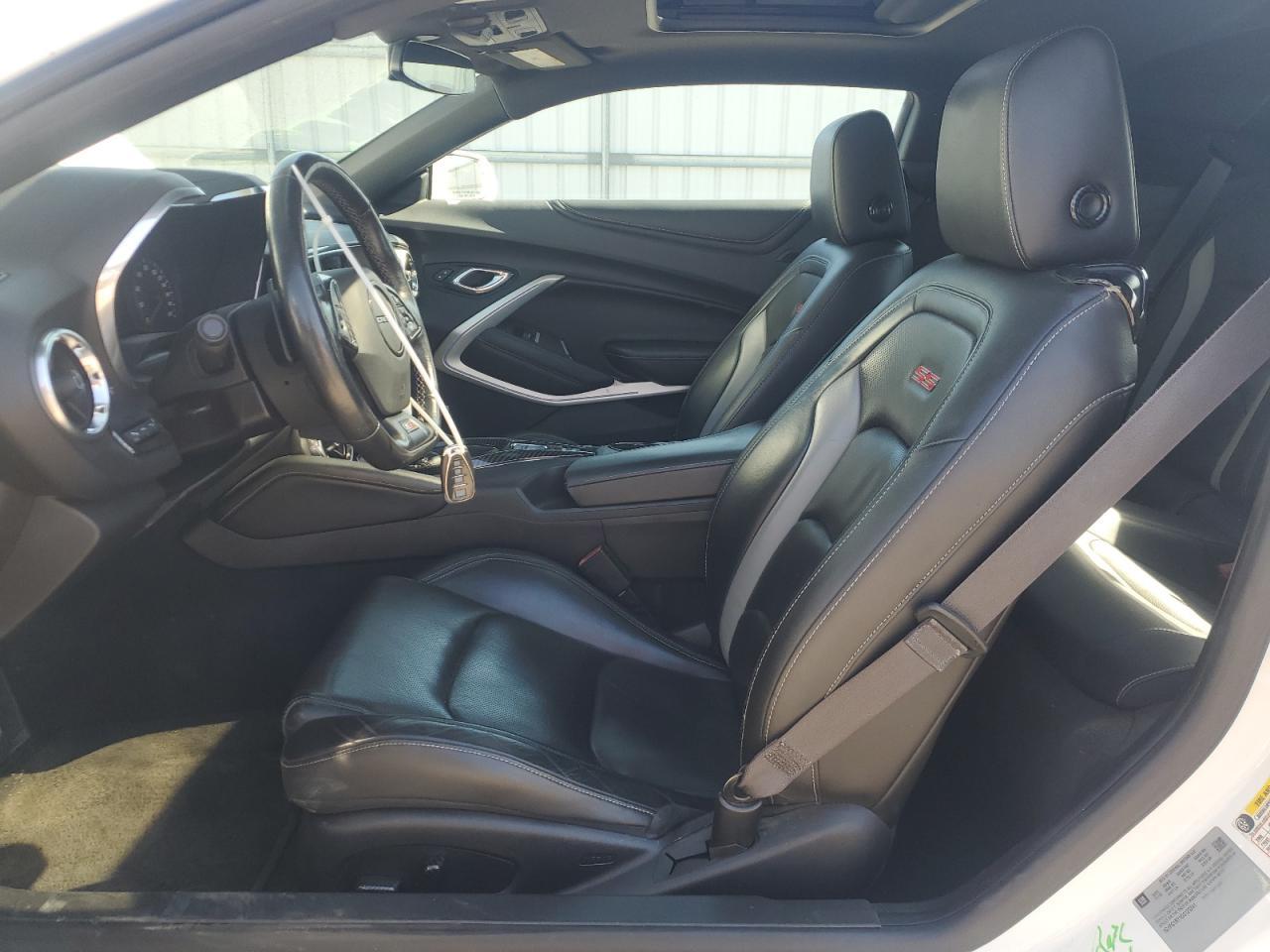 2016 CHEVROLET CAMARO SS - Image 7