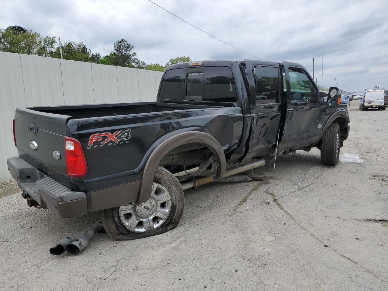 2015 FORD F250 SUPER - Фото 3