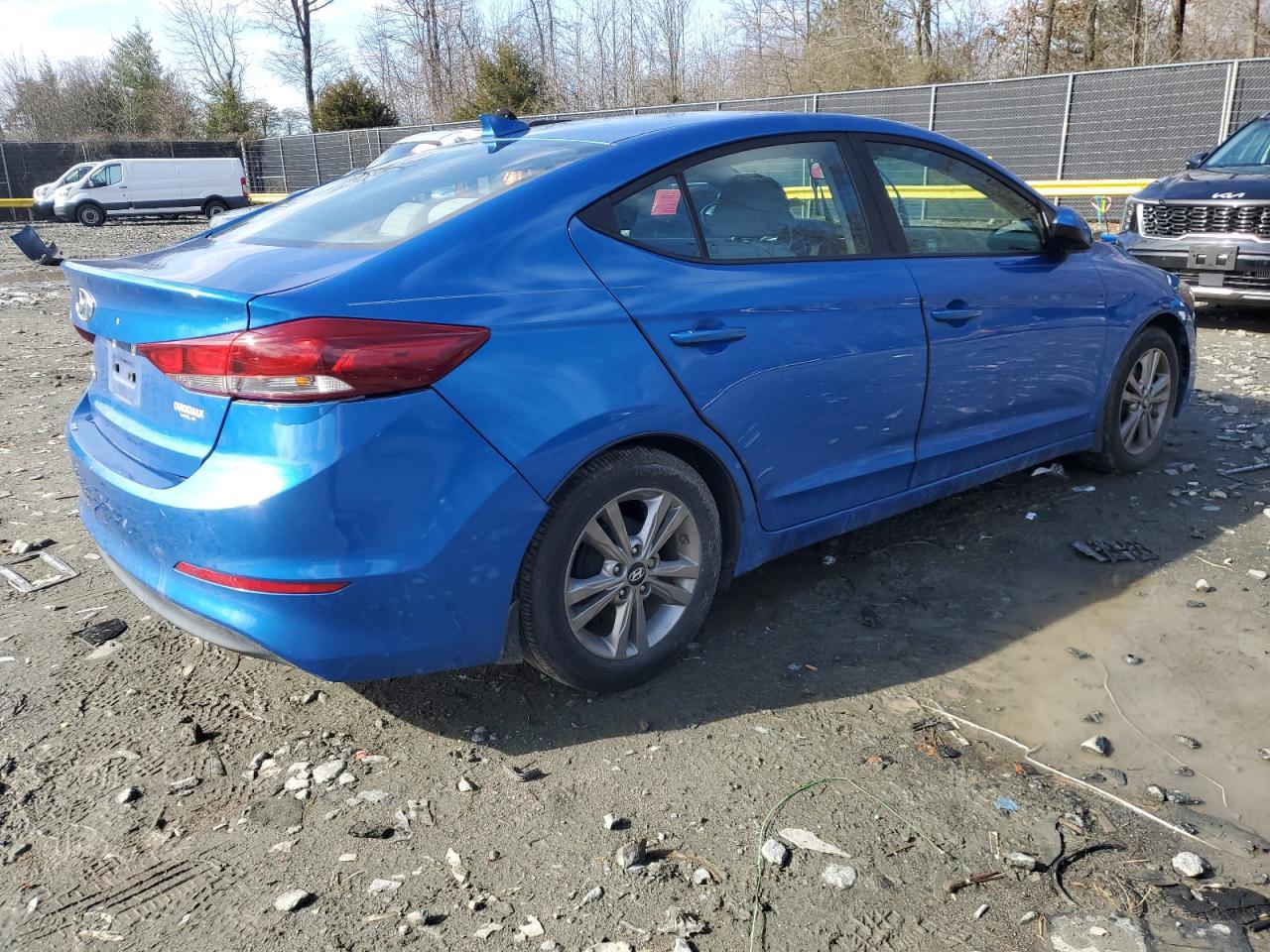 2017 HYUNDAI ELANTRA SE - Image 3