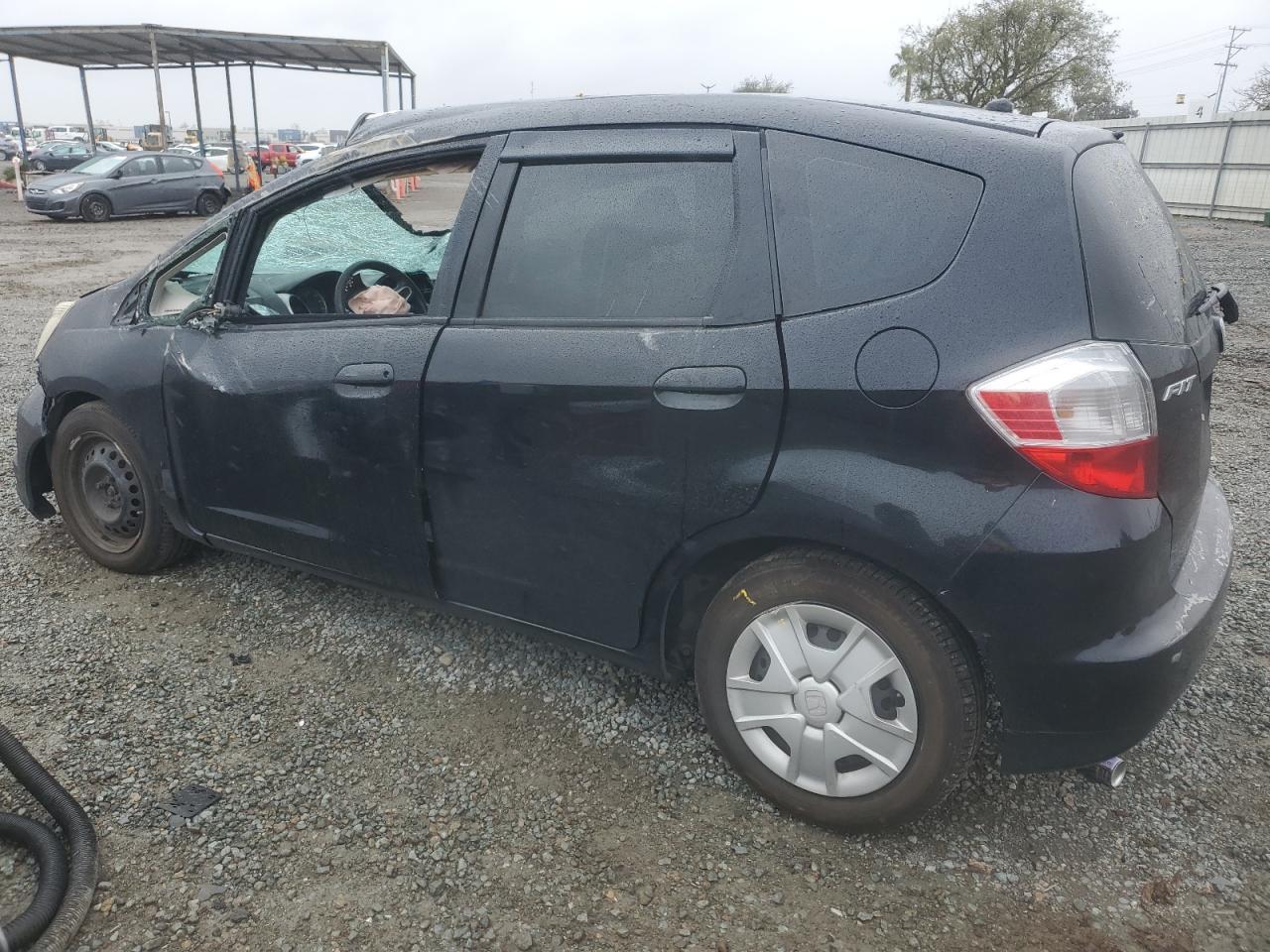 2013 HONDA FIT - Image 2