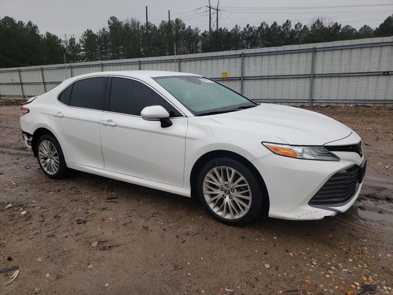 2019 TOYOTA CAMRY L - Фото 4