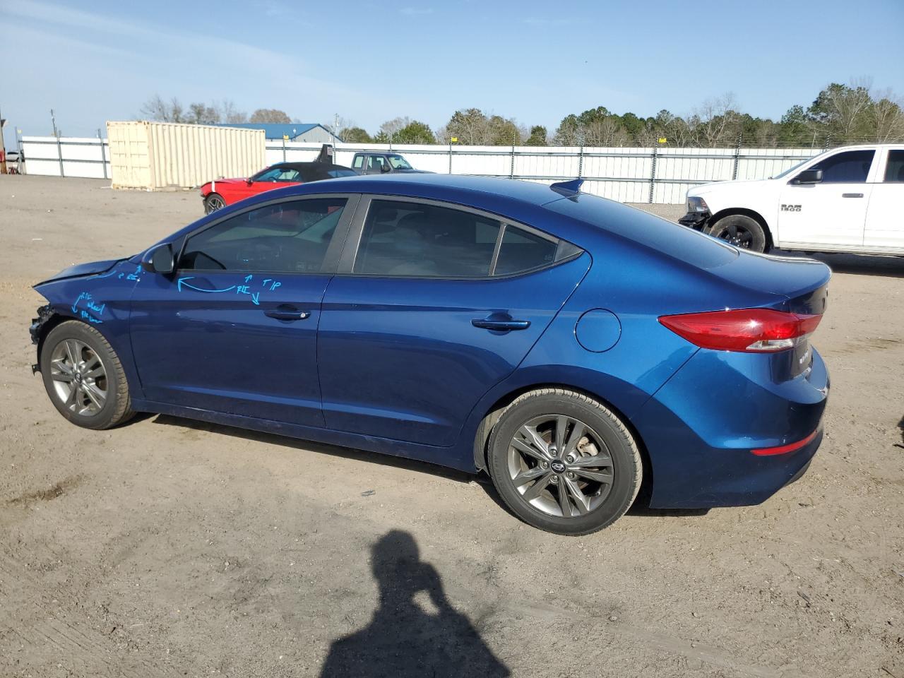 2018 HYUNDAI ELANTRA SE - Image 2