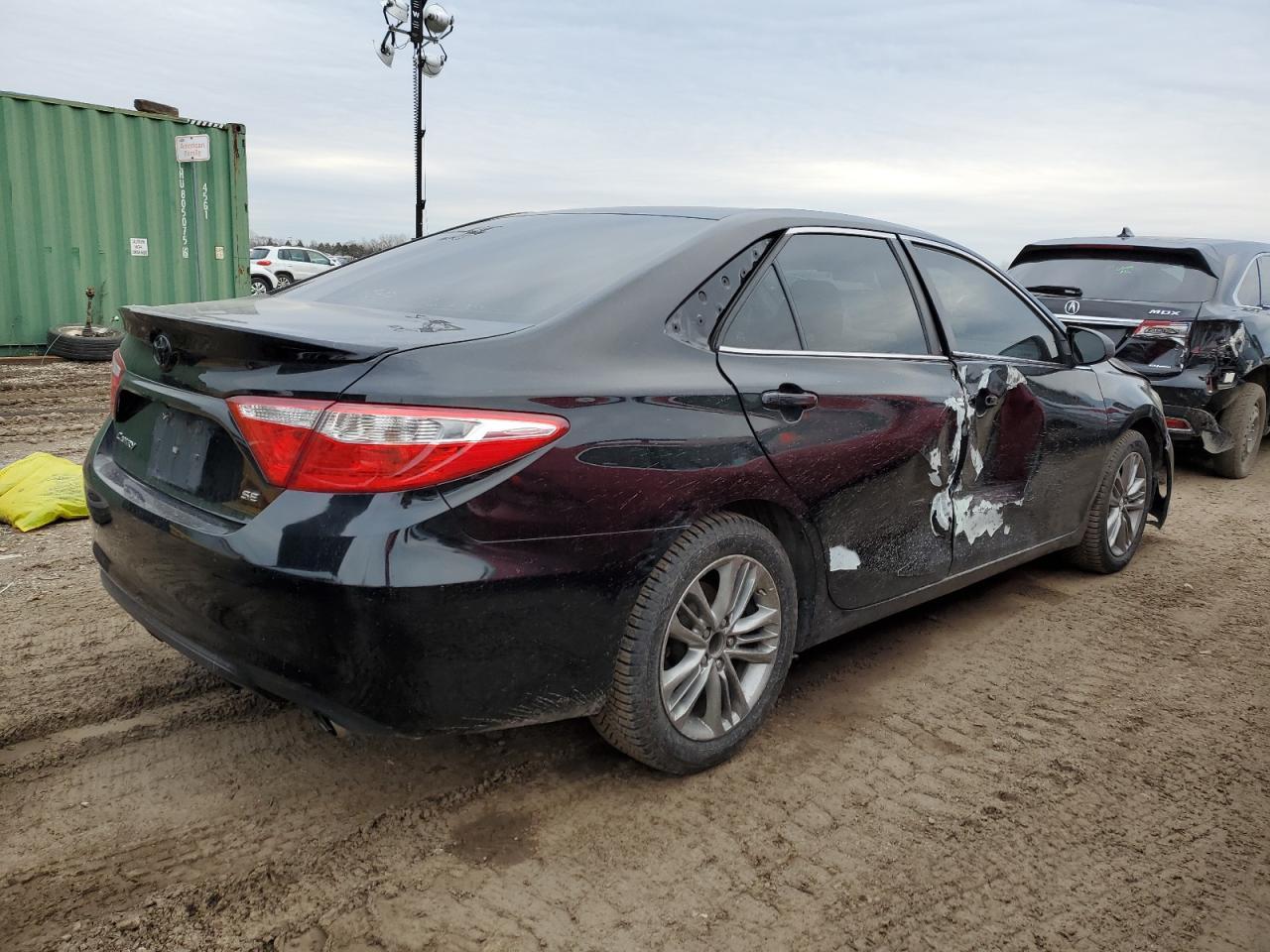 2016 TOYOTA CAMRY LE - Фото 3