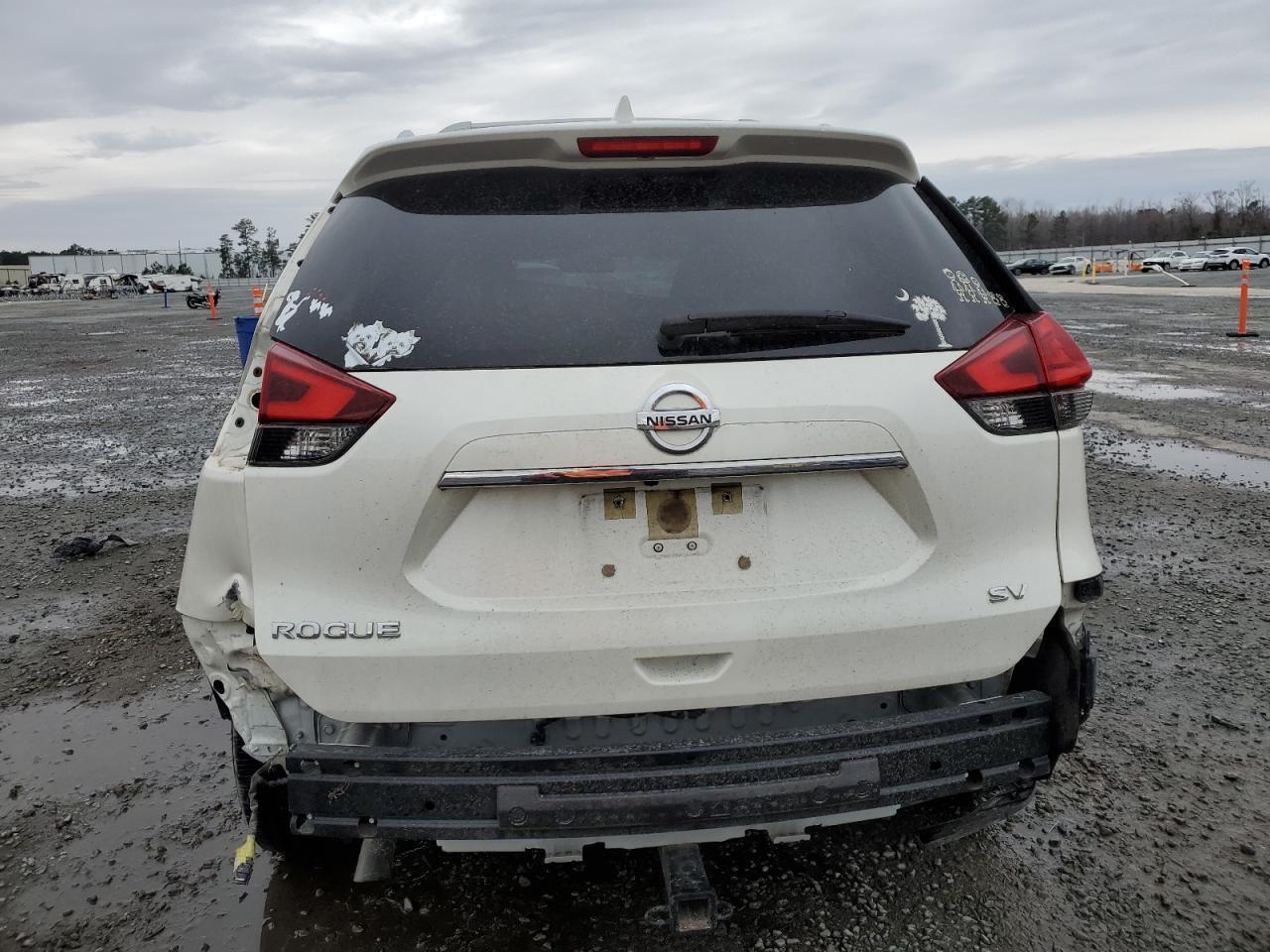 2017 NISSAN ROGUE S - Image 6