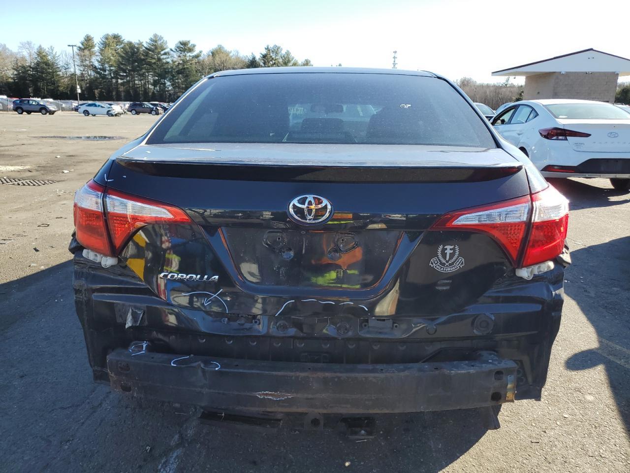 2015 TOYOTA COROLLA L - Фото 6