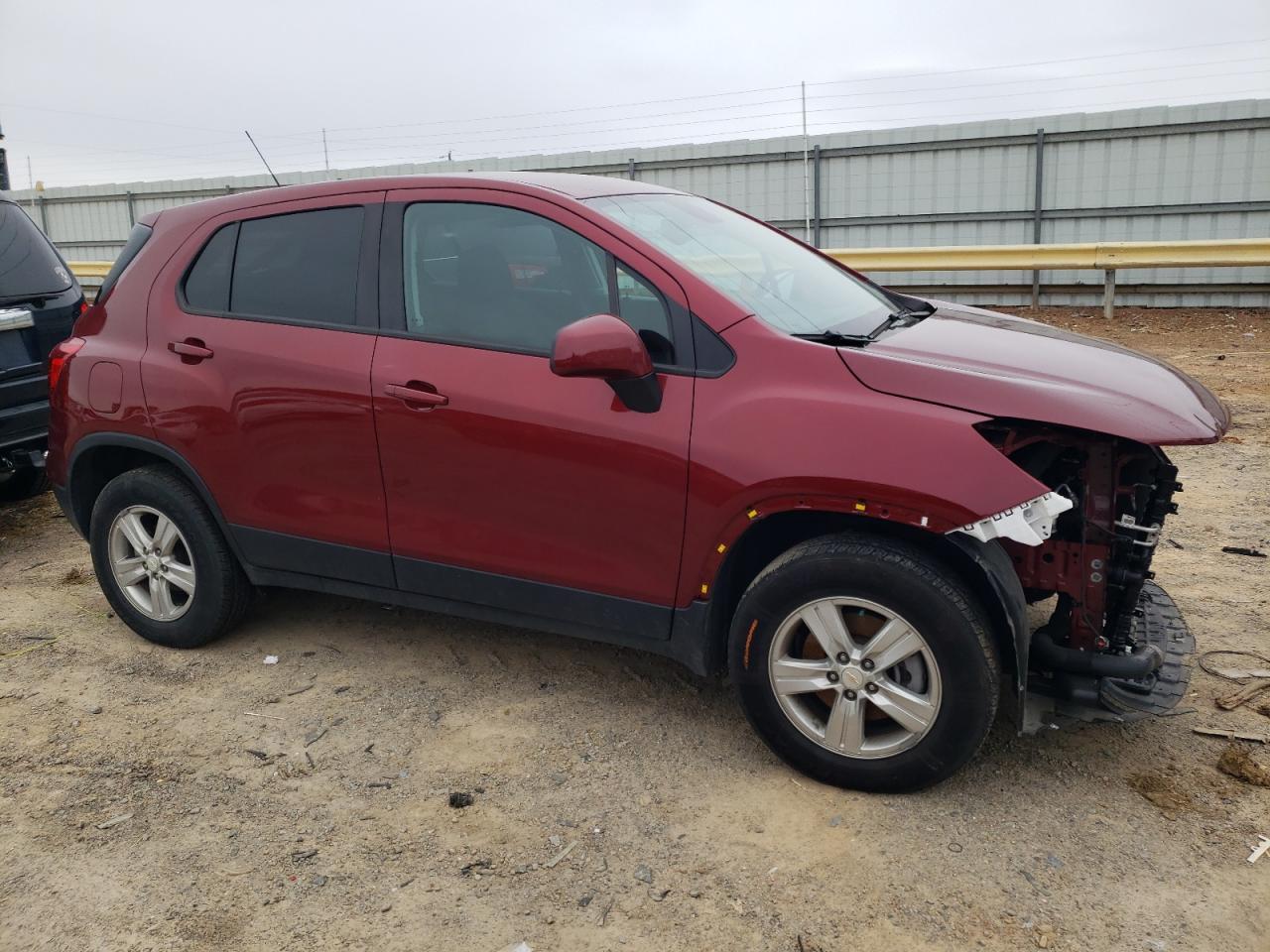 2021 CHEVROLET TRAX LS - Фото 4