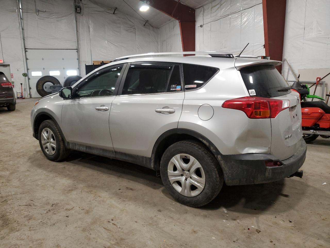 2015 TOYOTA RAV4 LE - Image 2