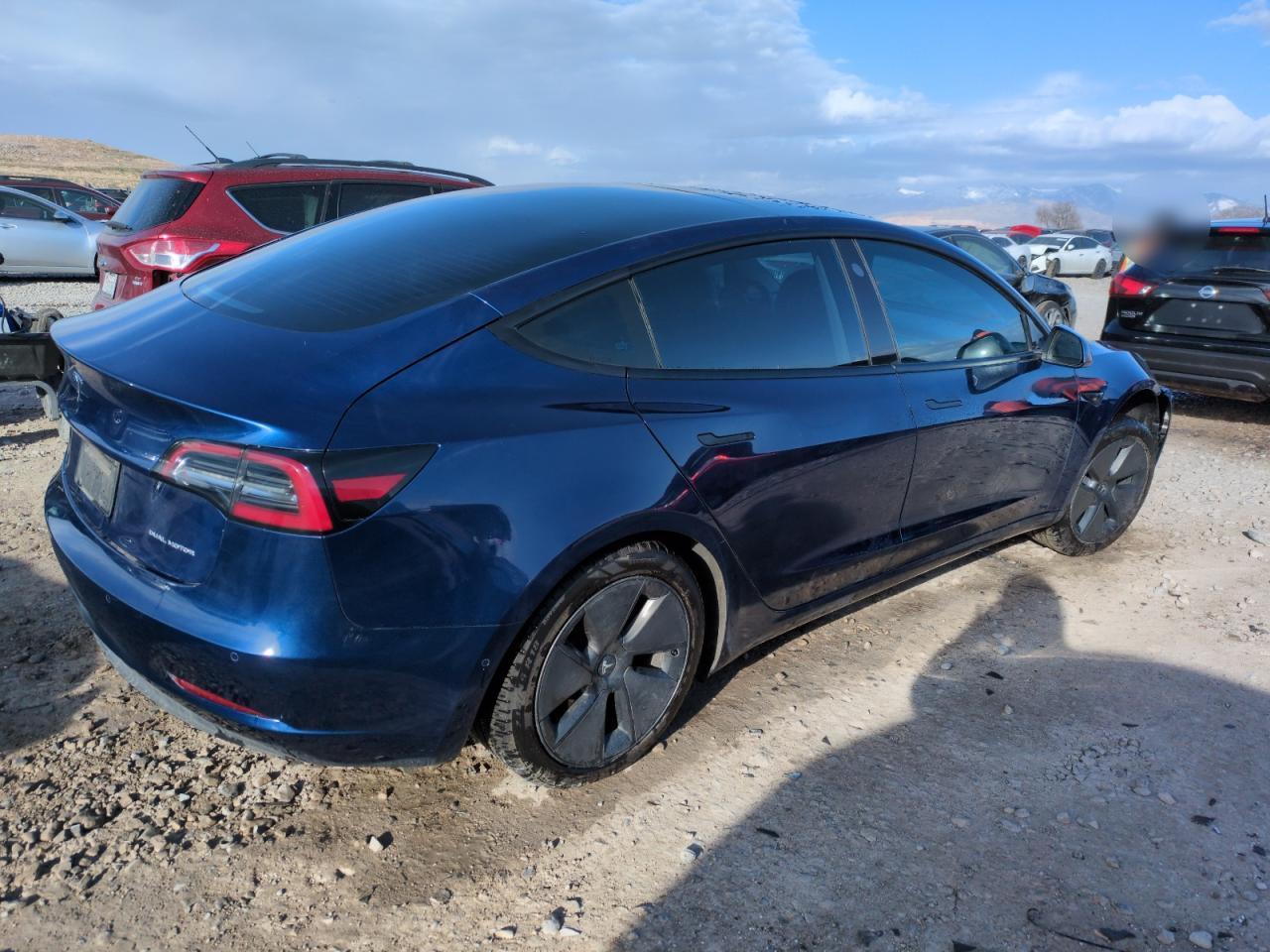 2021 TESLA MODEL 3 - Фото 3