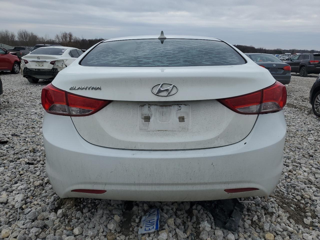 2013 HYUNDAI ELANTRA GL - Image 6