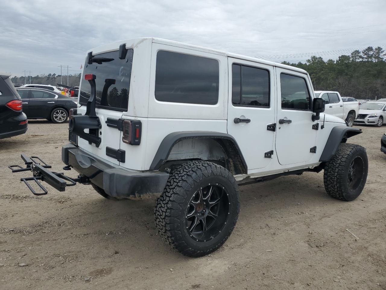 2015 JEEP WRANGLER U - Фото 3