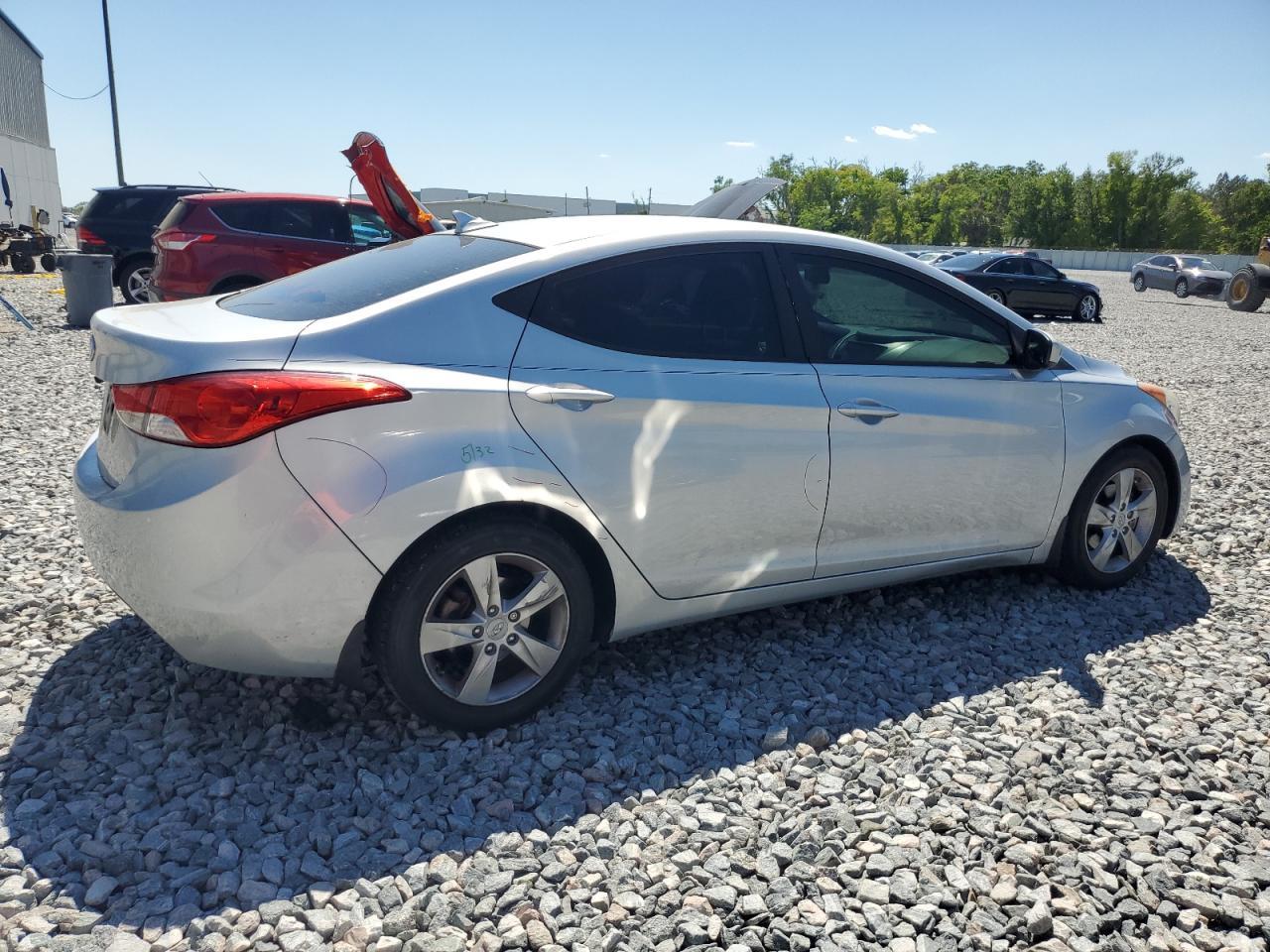 2013 HYUNDAI ELANTRA GL - Image 3
