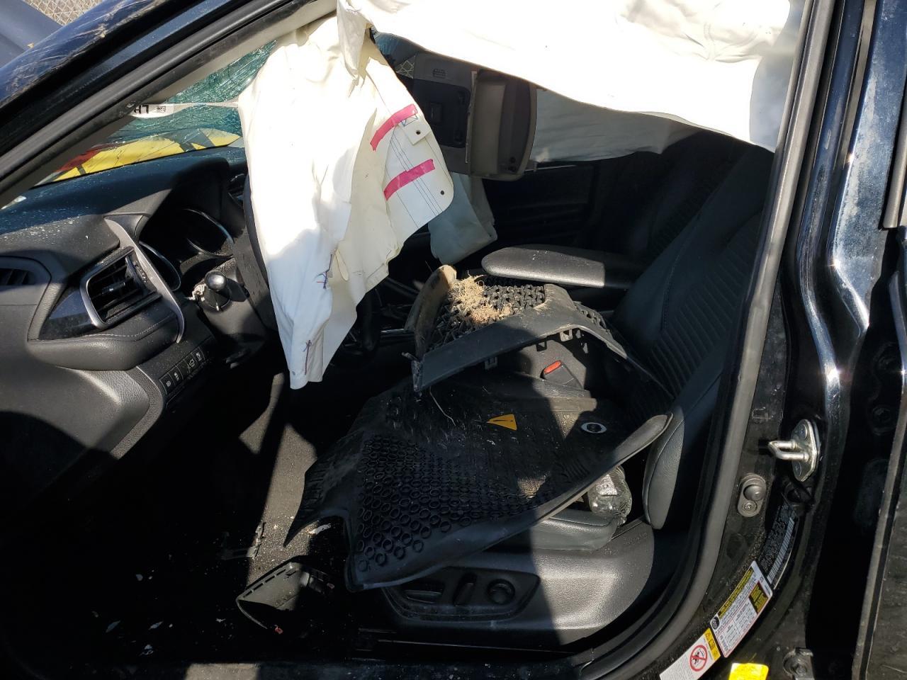 2019 TOYOTA CAMRY L - Image 7