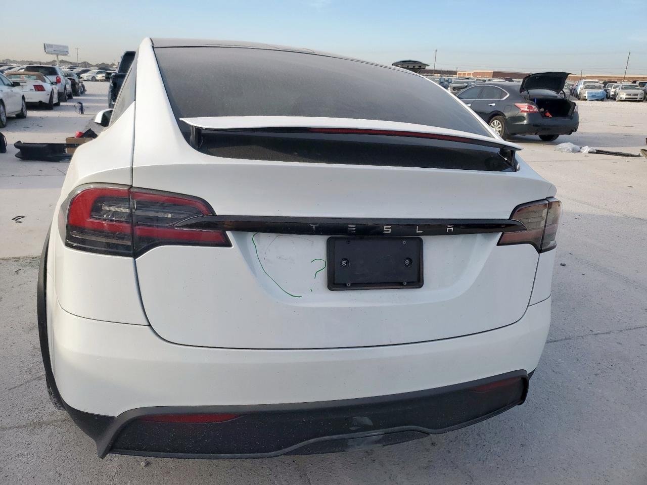 2023 TESLA MODEL X - Фото 6