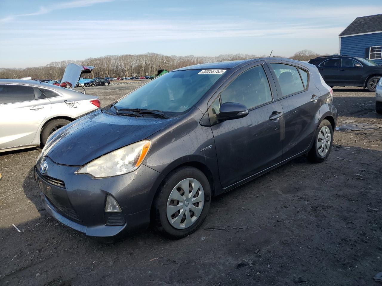 2013 TOYOTA PRIUS C