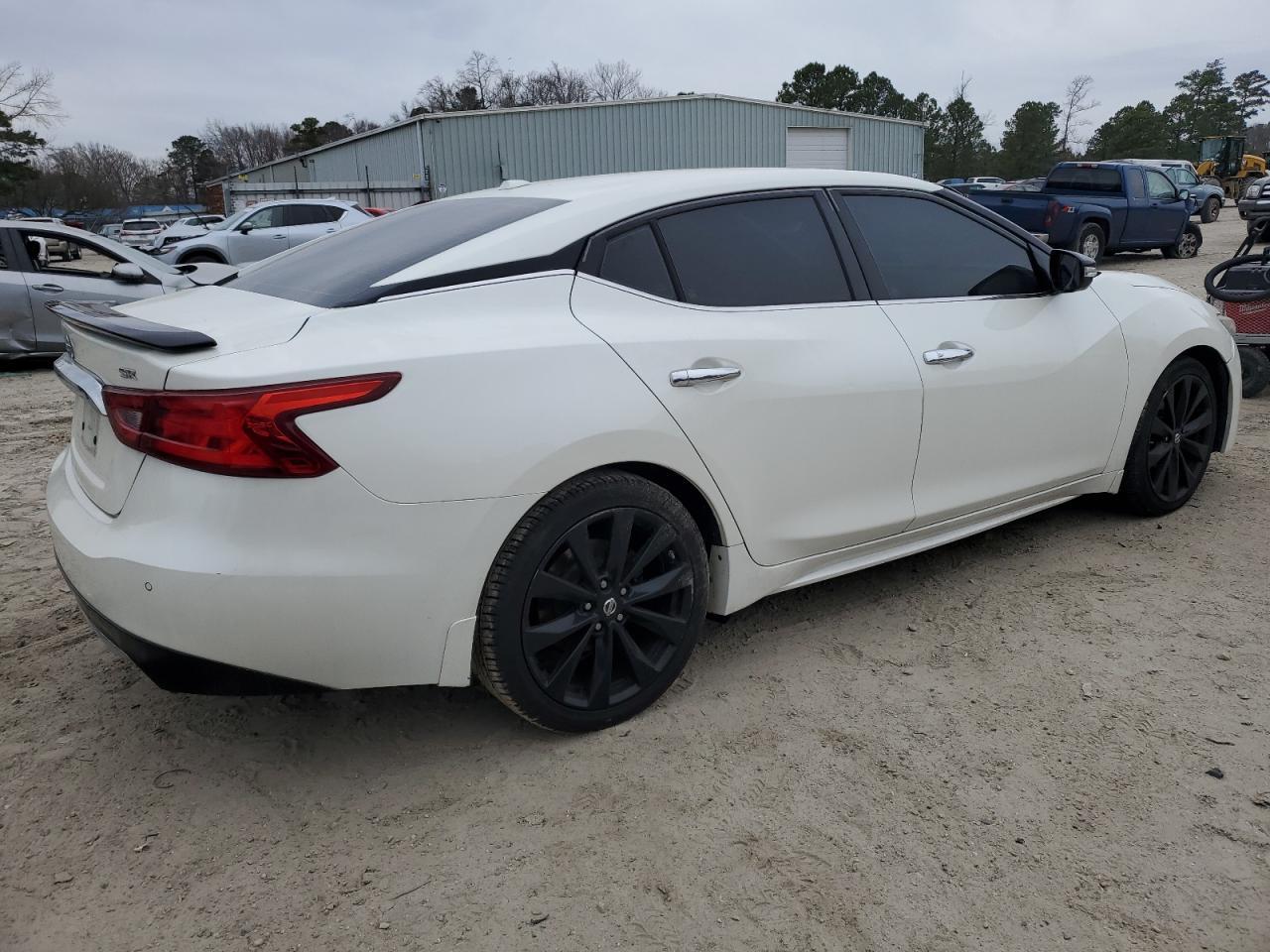 2017 NISSAN MAXIMA 3.5 - Фото 3
