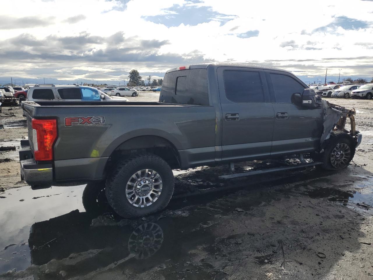 2017 FORD F250 SUPER - Image 3