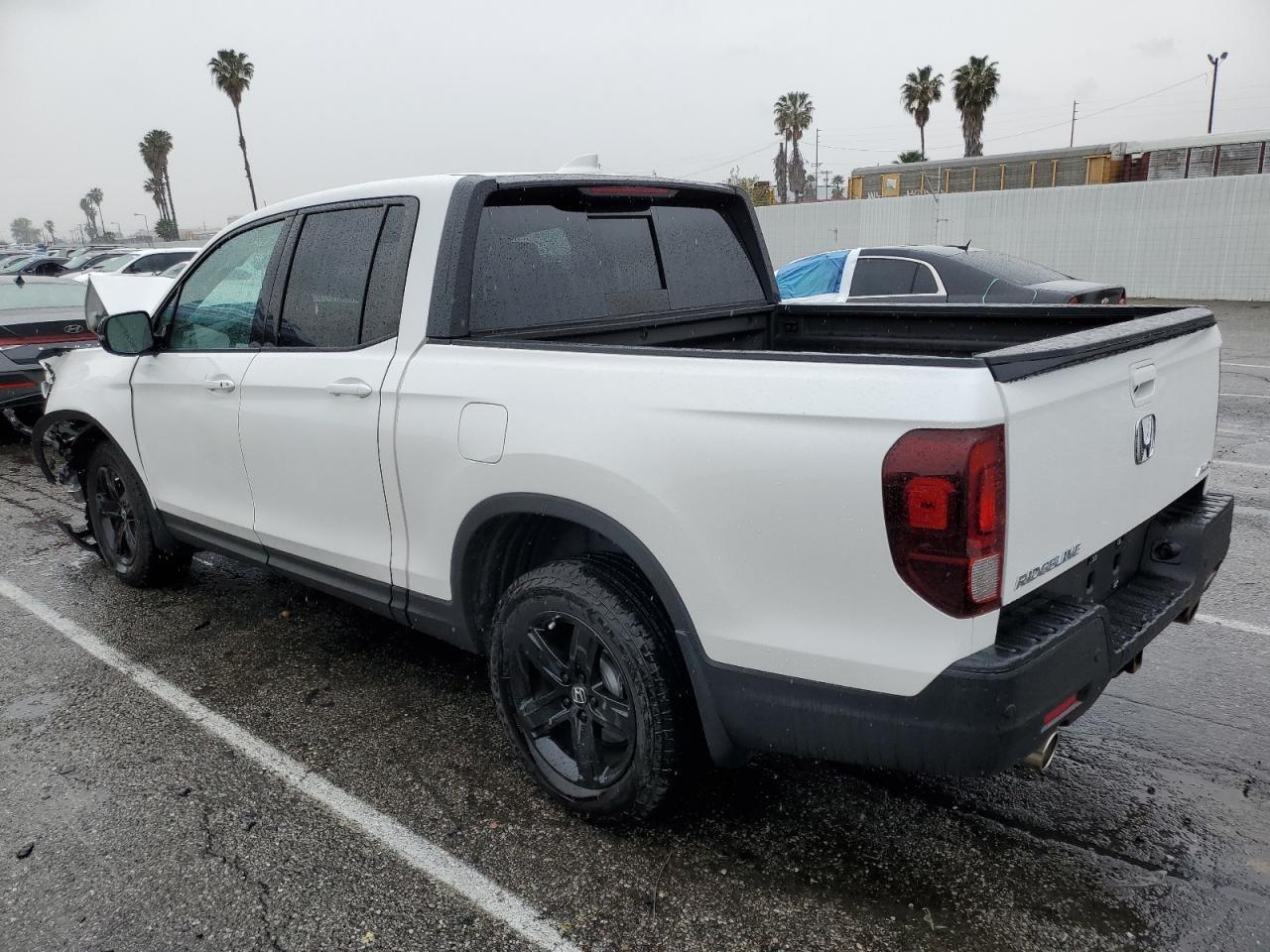 2023 HONDA RIDGELINE - Image 2
