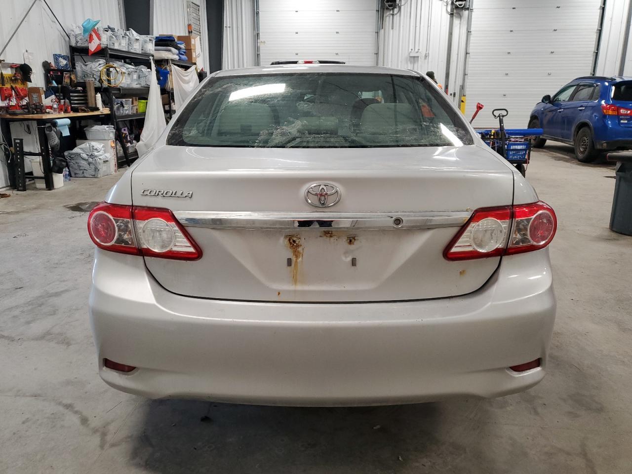 2013 TOYOTA COROLLA BA - Фото 6