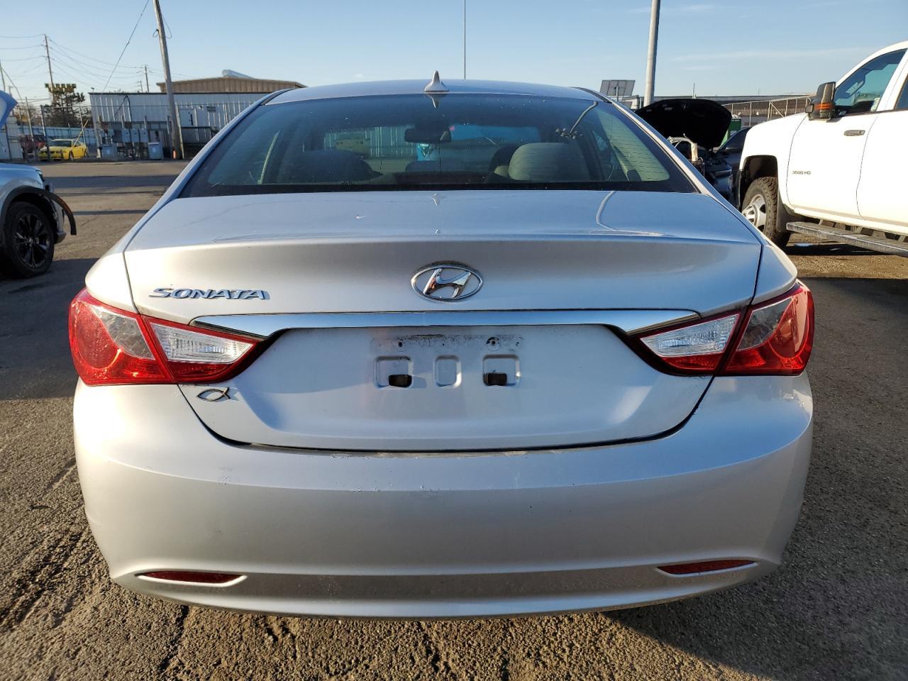 2013 HYUNDAI SONATA GLS - Фото 6