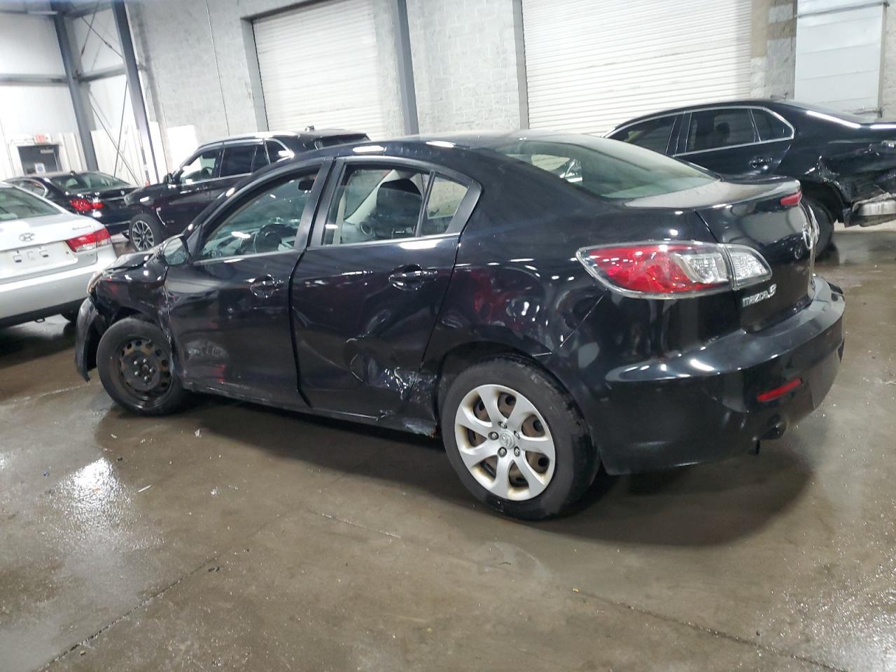 2013 MAZDA 3 I - Фото 2