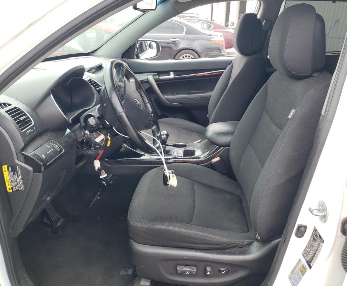 2014 KIA SORENTO LX - Image 7
