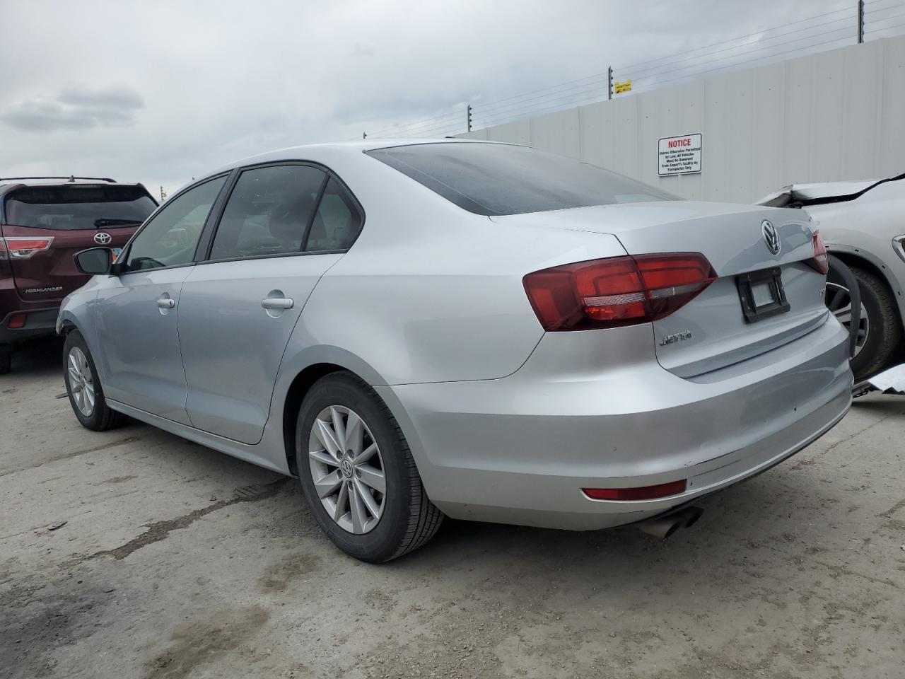 2016 VOLKSWAGEN JETTA S - Image 2