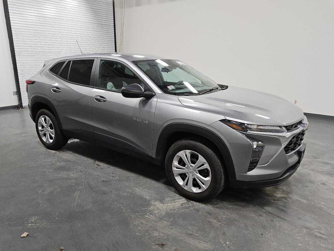 2024 CHEVROLET TRAX LS - Image 4