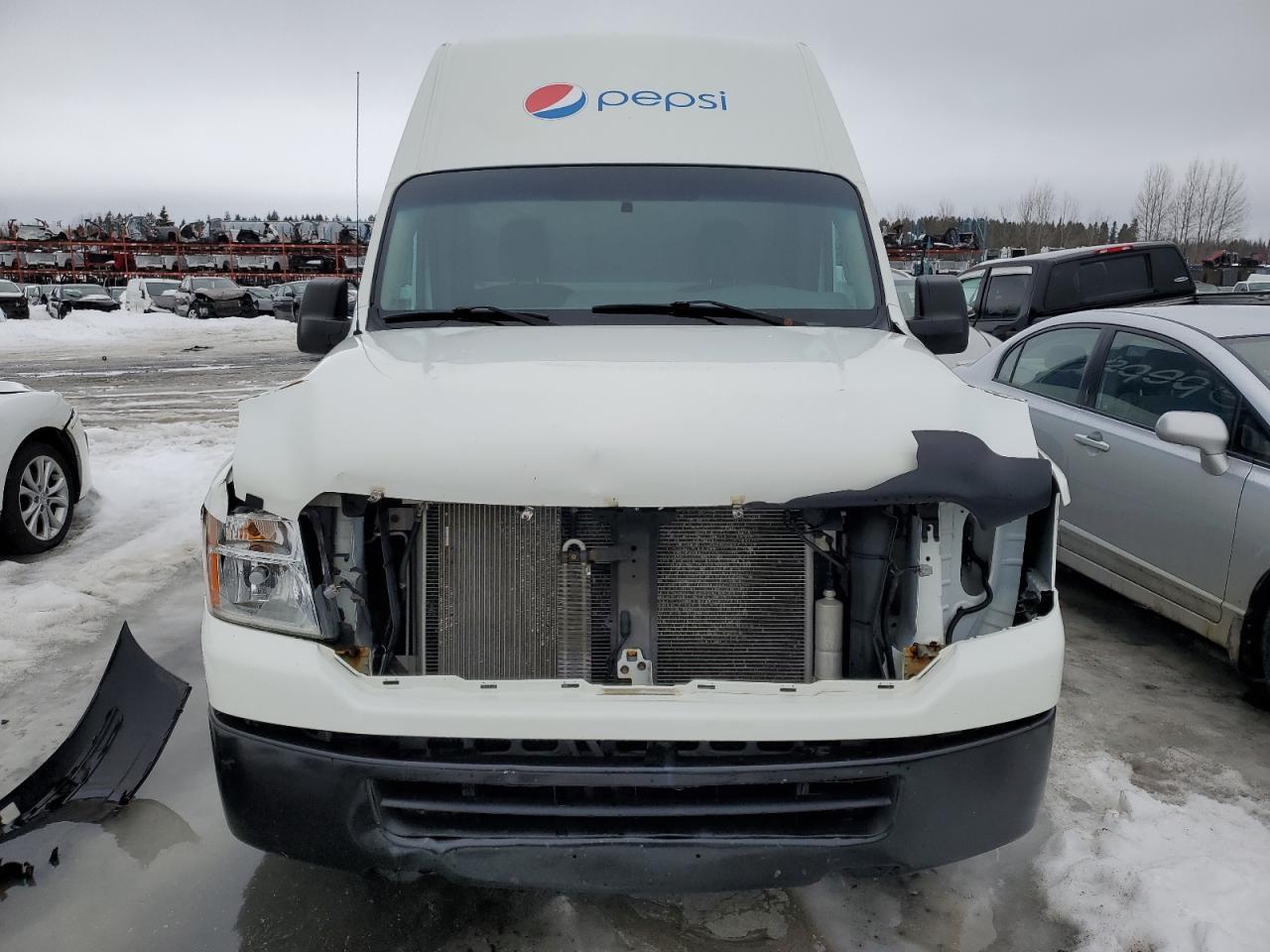 2015 NISSAN NV 2500 - Фото 5