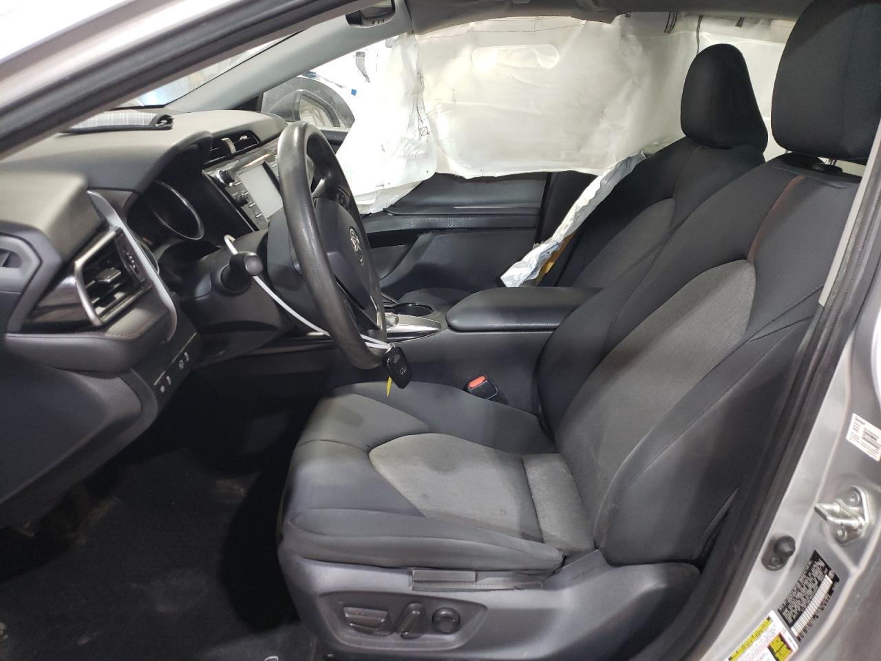 2019 TOYOTA CAMRY L - Image 7
