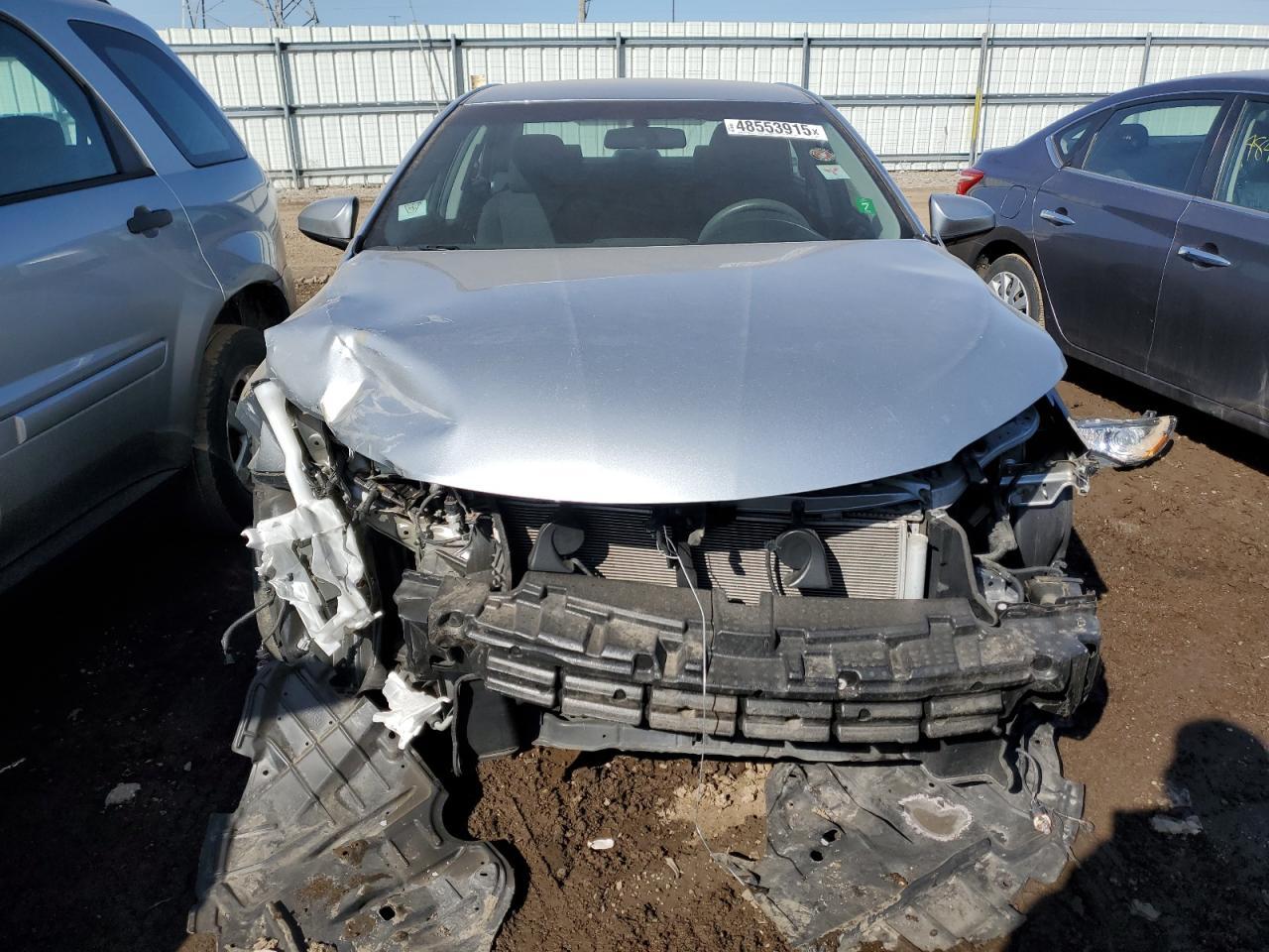 2017 TOYOTA CAMRY LE - Image 5