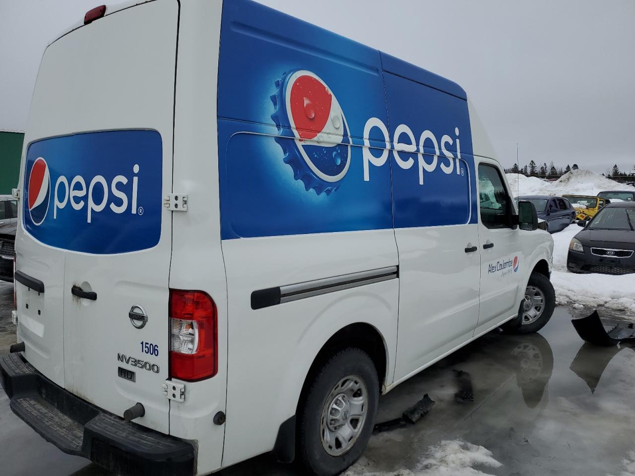 2015 NISSAN NV 2500 - Фото 3
