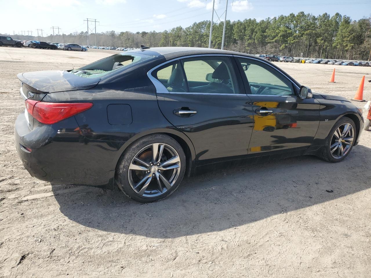 2015 INFINITI Q50 BASE - Фото 3