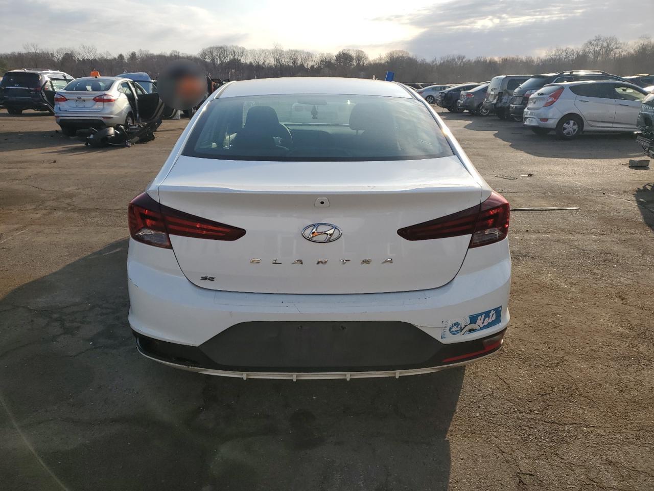 2019 HYUNDAI ELANTRA SE - Фото 6