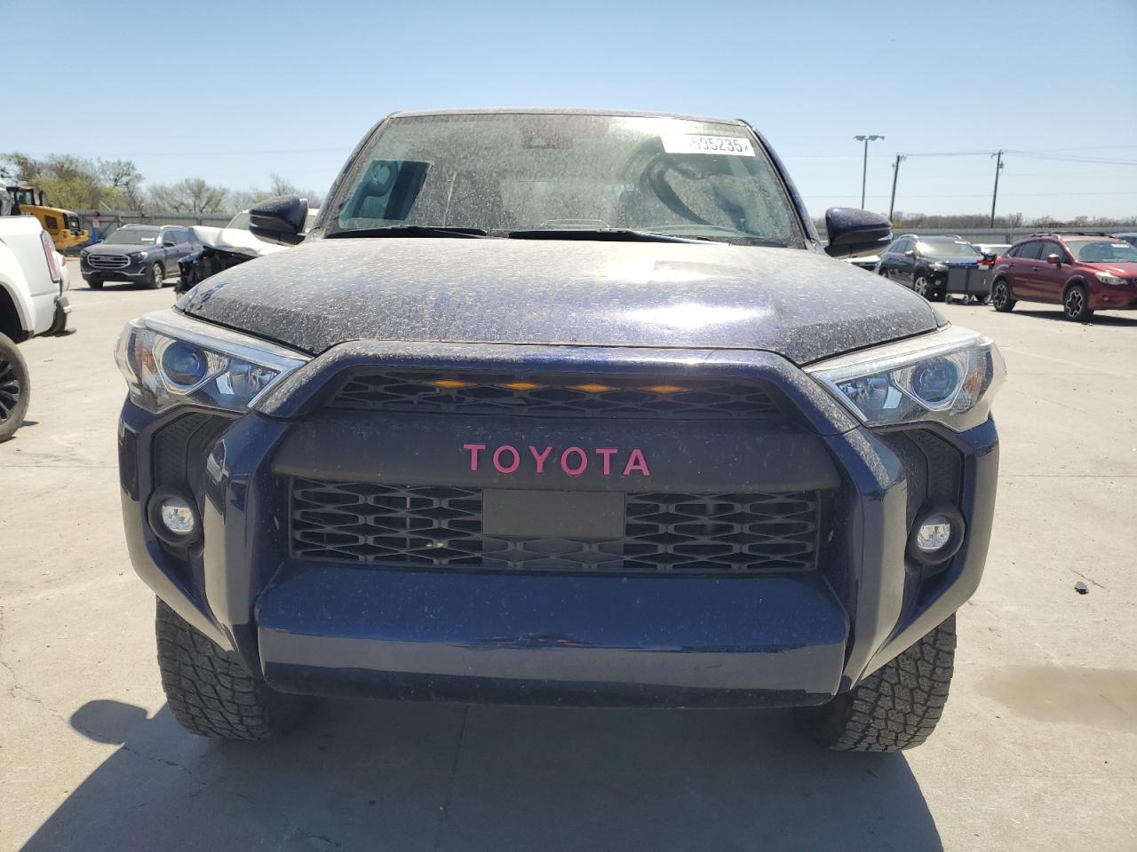 2022 TOYOTA 4RUNNER SR - Image 5