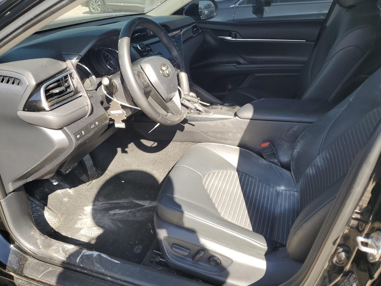2018 TOYOTA CAMRY L - Фото 7