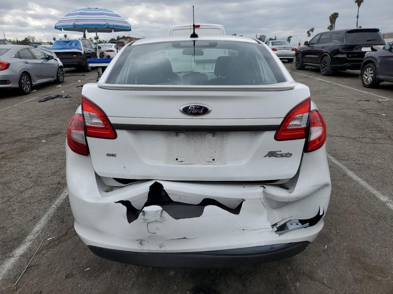 2013 FORD FIESTA SE - Image 6