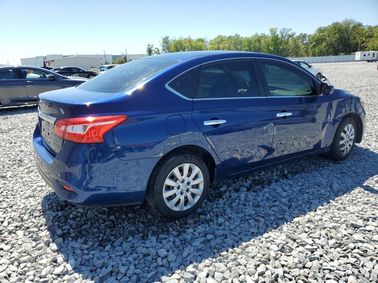 2017 NISSAN SENTRA S - Фото 3