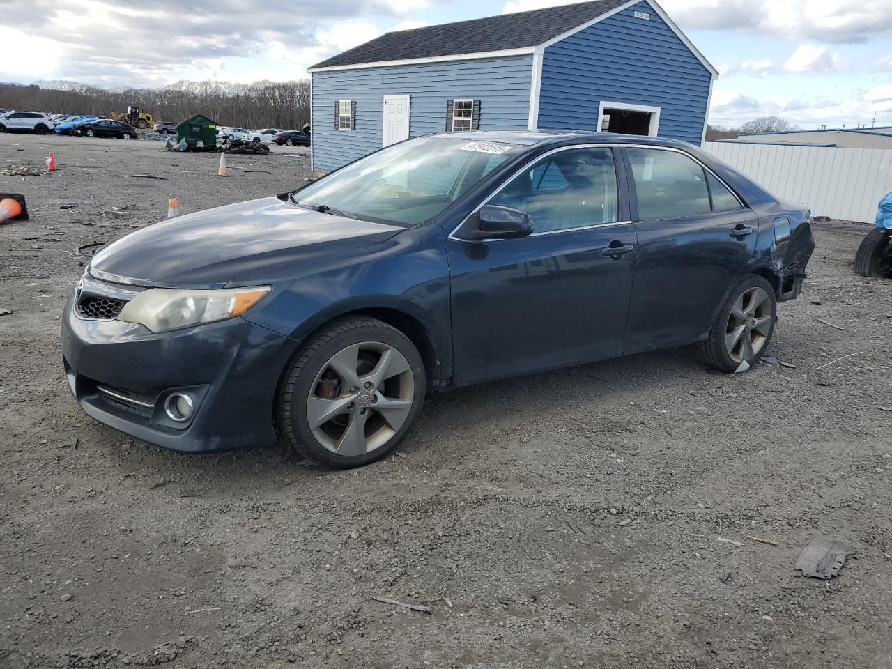 2014 TOYOTA CAMRY L