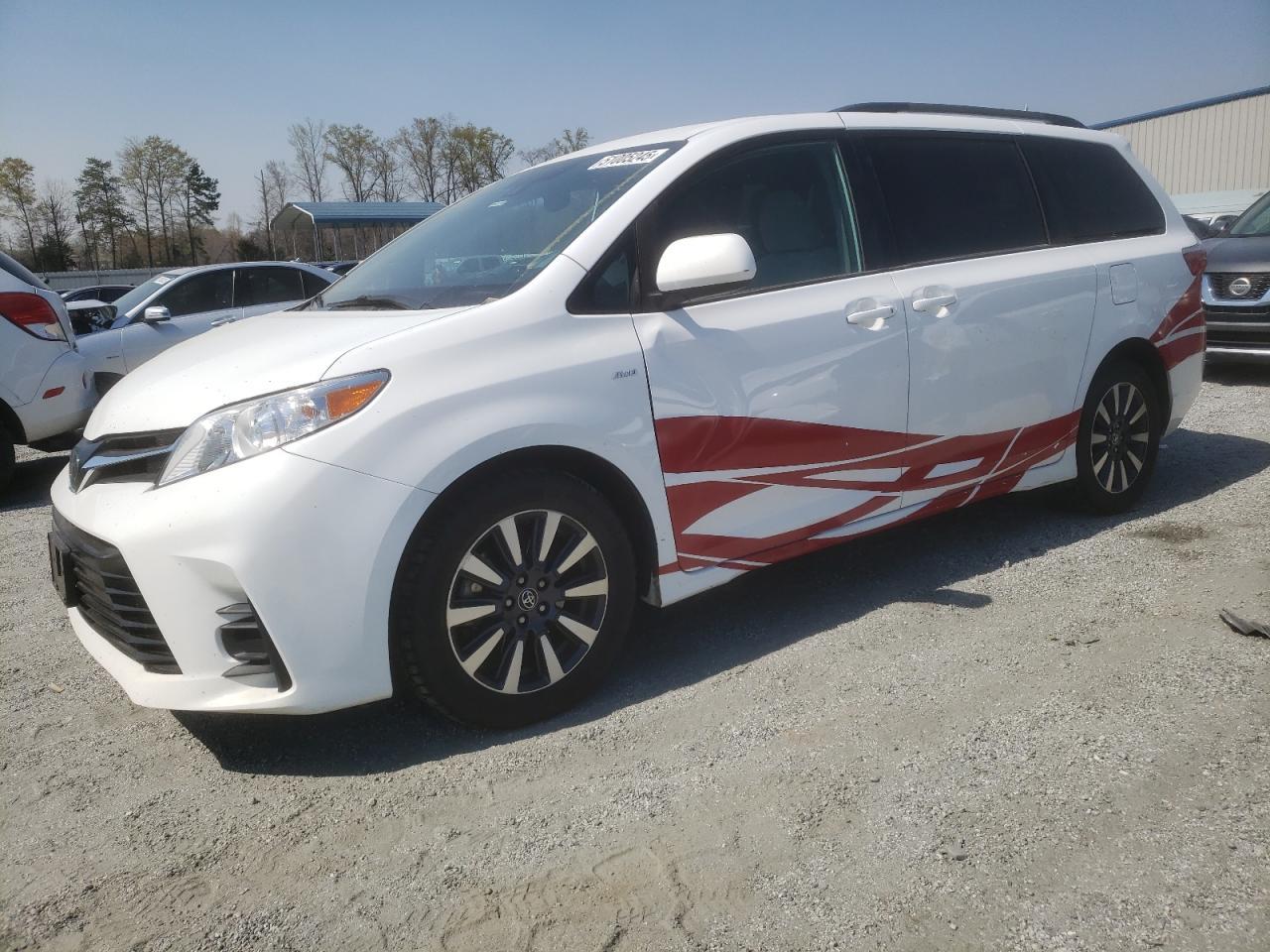 2020 TOYOTA SIENNA LE