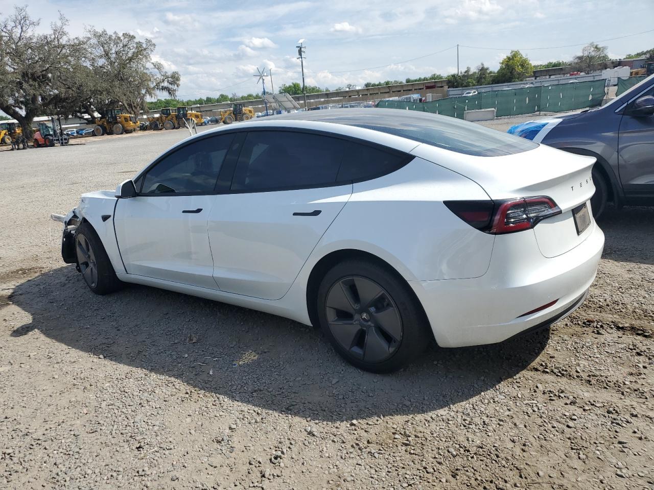2023 TESLA MODEL 3 - Image 2