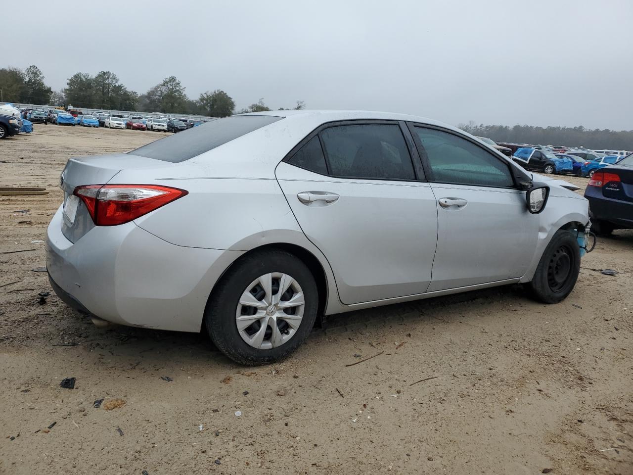 2015 TOYOTA COROLLA L - Фото 3