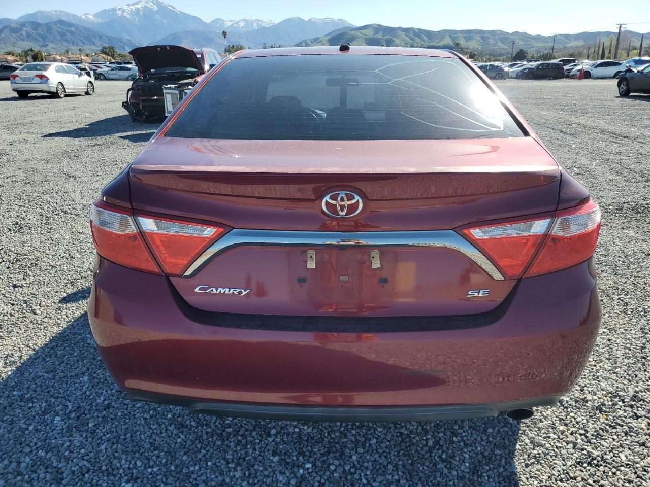 2016 TOYOTA CAMRY LE - Фото 6